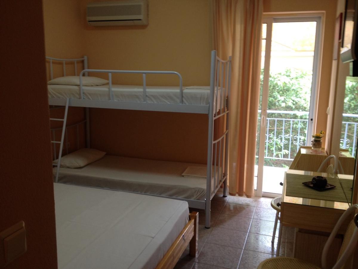 Despoina Apartments 艾迪普索斯 外观 照片